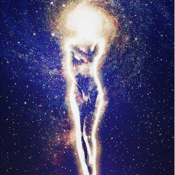 Meet your Posher, Chanel - Picture 1 of 1